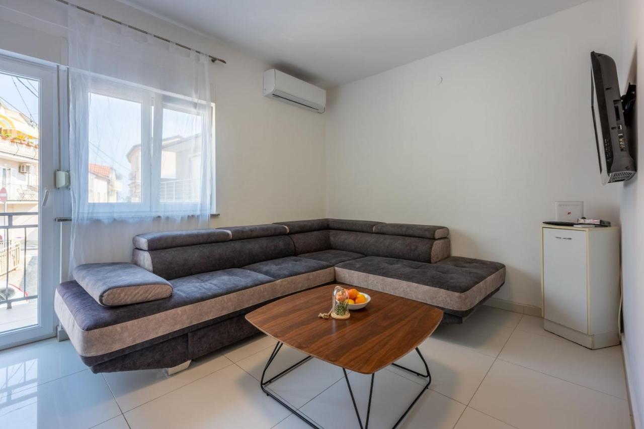 Apartment Robert Crikvenica Esterno foto