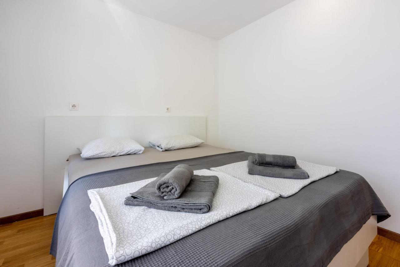 Apartment Robert Crikvenica Esterno foto